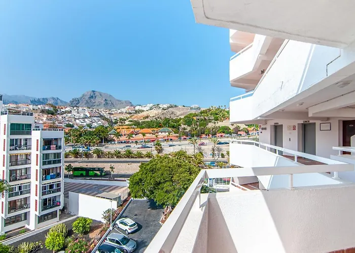 Cosy In Playa De Americas Ph10