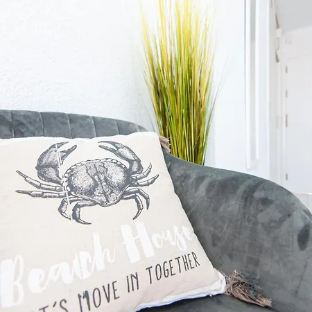 Cosy In Playa De Americas Ph10